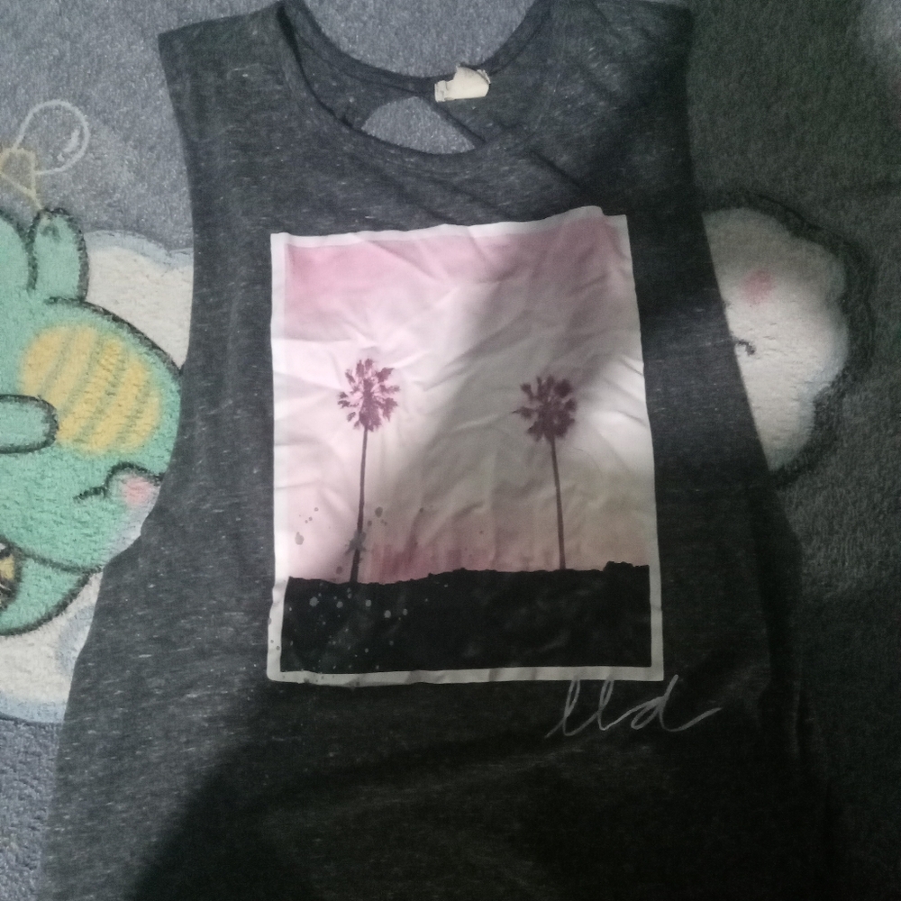 Gray Sleeveless Top with Palm Tree Print